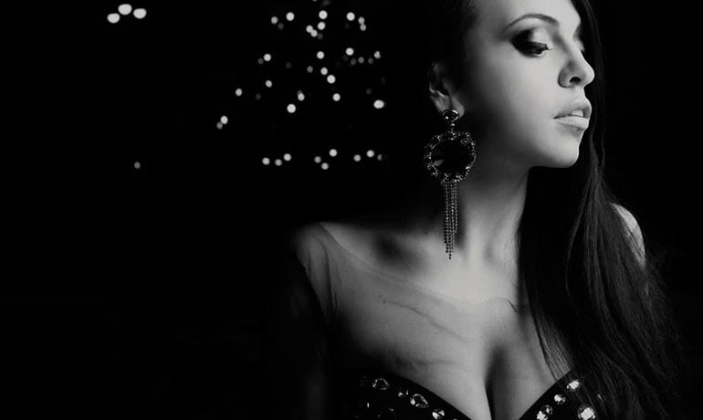 Anastasia Nazarova performance photograph