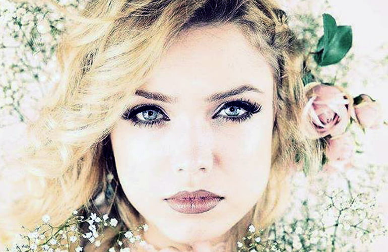 Gemma Louise Doyle artist photograph